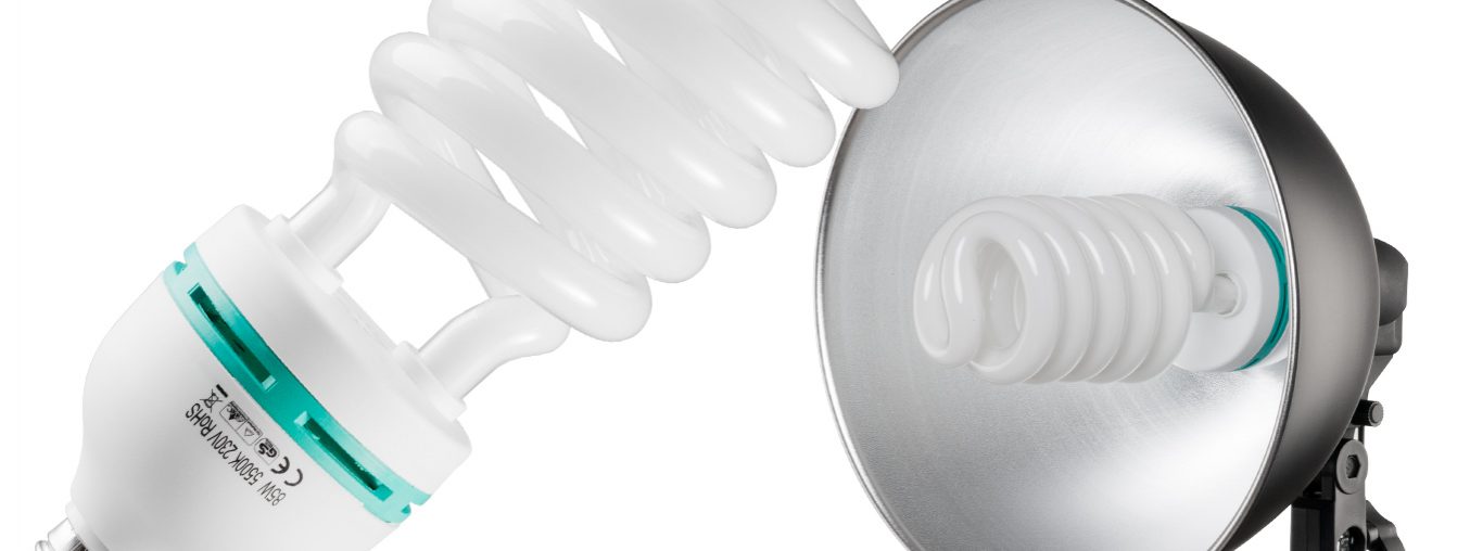 Test taniego zestawu oświetlenia ciągłego.