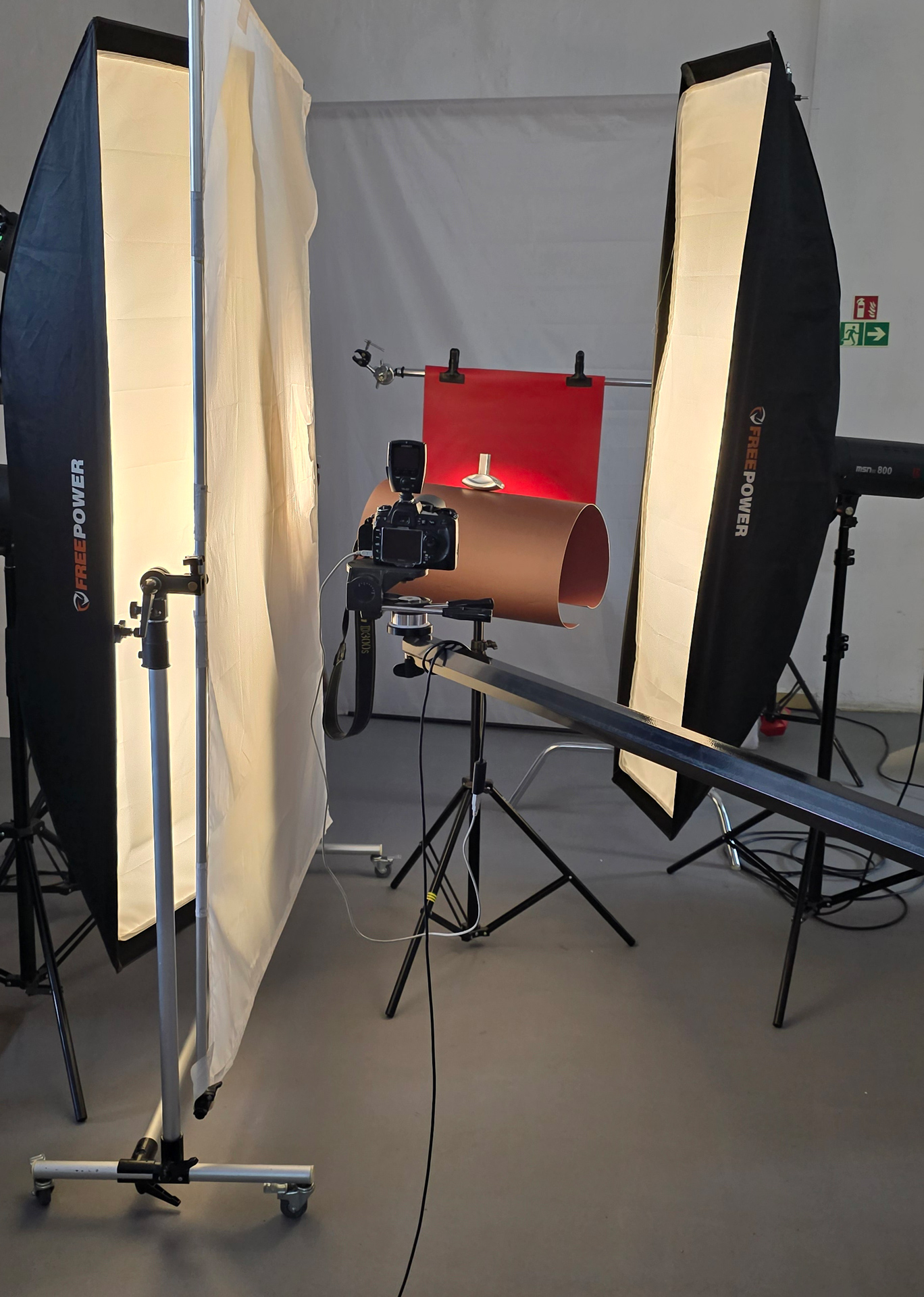 lampy studyjne jinbei i flagi fotograficzne